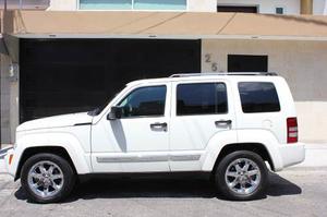 Jeep Liberty Limited Blanca Con Quemacocos