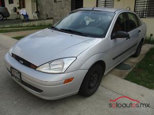  Ford Focus LX AT