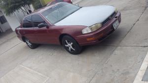 Toyota Camry 95 automático aire helado papeles en regla