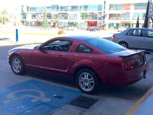 Ford Mustang 2p Coupe V6 Standard