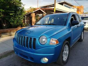 Jeep Compass 4 cilindros lista para placas