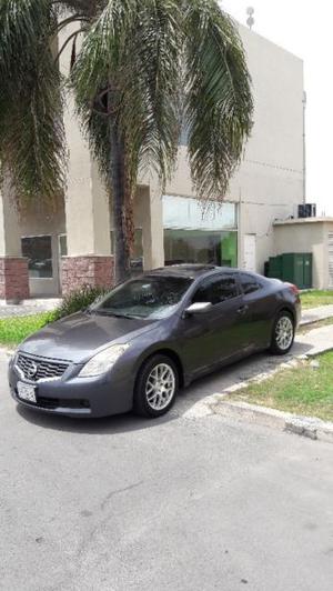 Nissan Altima coupe 