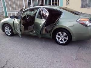 Nissan Altima  Kilometraje 