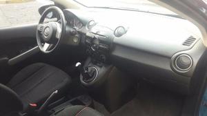 Mazda 2 TURING  con seguro