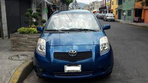 Toyota Yaris Premium  En Excelentes Condiciones.