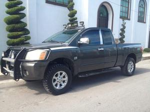 Nissan Titan  Kilometraje 