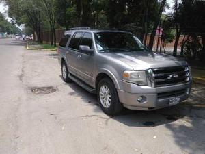 Ford Expedition  Xlt