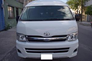 Toyota Hiace A/A 15 Pasajeros