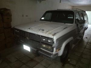 Chevrolet Suburban  Kilometraje 