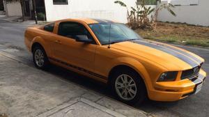 Ford Mustang  AUTOMATICO 6 CIL.