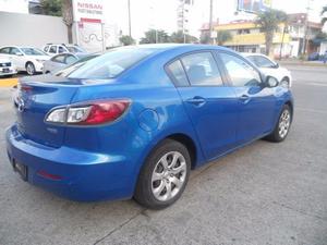 MAZDA 3 I  Kilometraje 