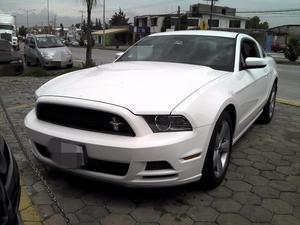 FORD MUSTANG  AUTOMATICO 6 CIL