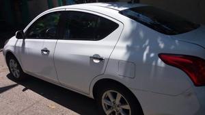 Nissan Versa  Kilometraje 