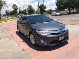 TOYOTA CAMRY XLE 
