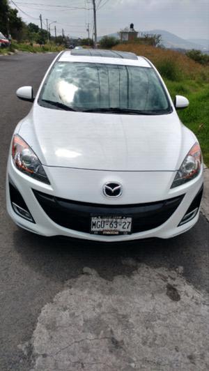 MAZDA3 GRAND TOURING  IMPECABLE