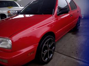 Volkswagen Jetta  STD