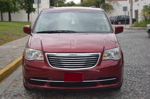 Chrysler Town & Country LX 12