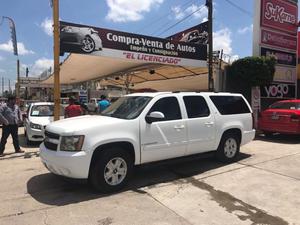 Chevrolet Suburban  legalizada $ negociable