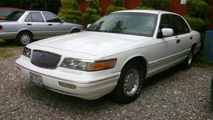 Ford Grand Marquis 