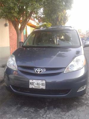 Toyota Sienna Impecable