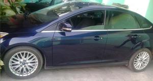 Ford Focus sel modelo  impecable sin detalles