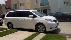 Toyota Sienna  Impecable