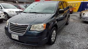 Chrysler town & country 