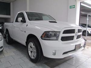 RAM R/T 4X4 IMPECABLE 