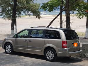 Chrysler Town & Country