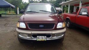 Ford Expedition  impecable maximo lujo papeles