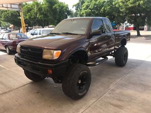 Toyota Tacoma  legalizada $ negociable 