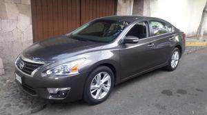 Nissan Altima  Kilometraje 