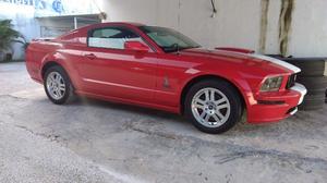 MUSTANG GT VIP  V8 AUTOMATICO
