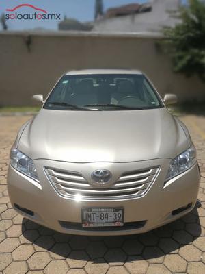  Toyota Camry XLE L4 5AT