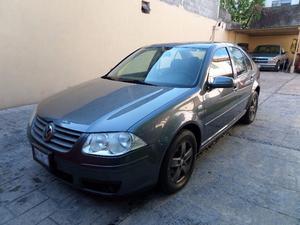 JETTA TRENLINE  GRIS DE COCHERA