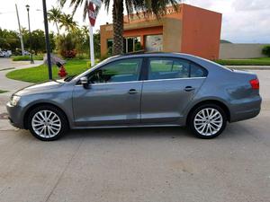 VW JETTA SPORT IMPECABLE
