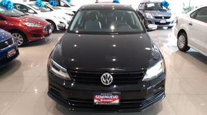 Volkswagen Jetta 2.0 Live At