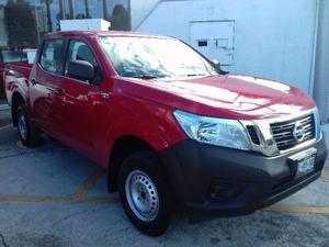  Nissan NP300 doble cabina "SE"