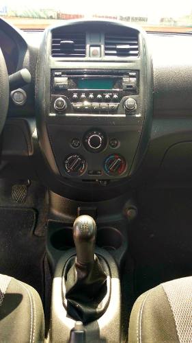 Nissan Versa 1.6 Sense Mt