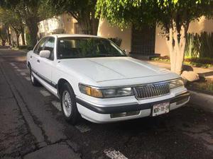 Ford Grand Marquis 