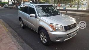 Toyota Rav4 piel