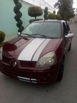 Renault clio autentic 