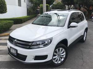 Volkswagen Tiguan 2.0 Sport&style Paq Nave At 