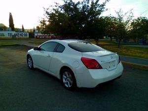 Altima Coupe  IMPECABLE