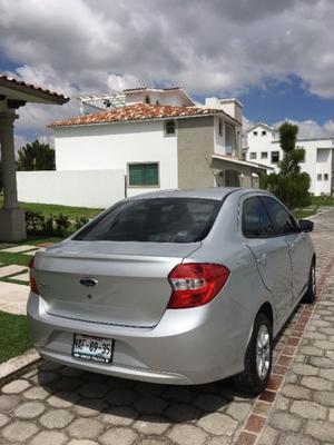 Vendo auto Ford Figo