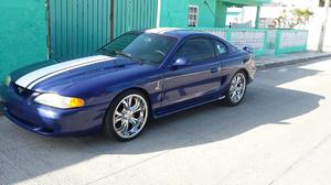 Ford Mustang 95