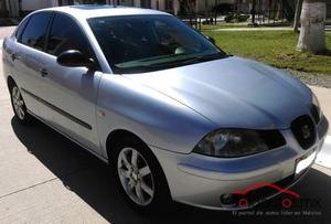  SEAT Cordoba 1.6L Reference AC CD Quemacocos