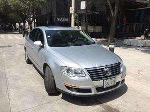 Volkswagen Passat 2.0t  Impecable