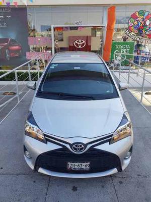 Toyota Yaris Hb Premium At  * Financiamiento * $ Mes