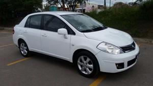 Nissan Tiida  equipado